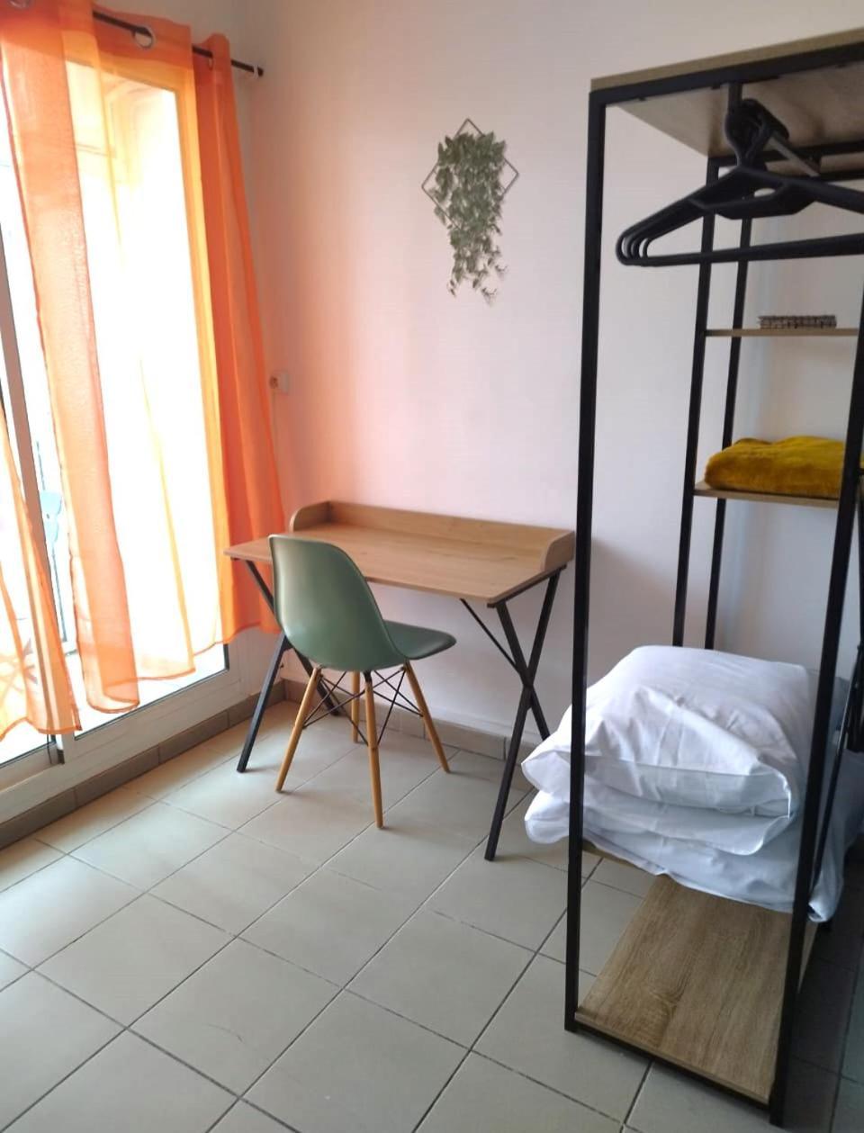 Comme Chez Soi - Studio Tout Equipe - By Sister Home Saint-Denis Exterior photo